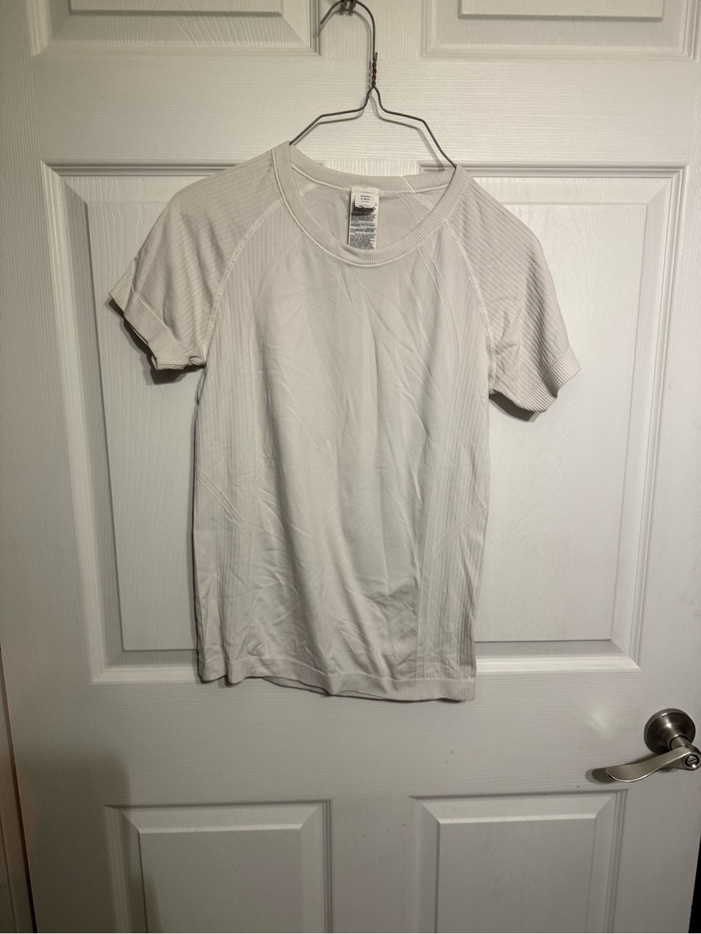 Womans White Athletic Short Sleeve Shirt Size Small Tall in Cream